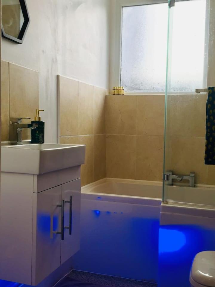 Spacious Apartment In The Heart Of St Leonards Hastings Ngoại thất bức ảnh